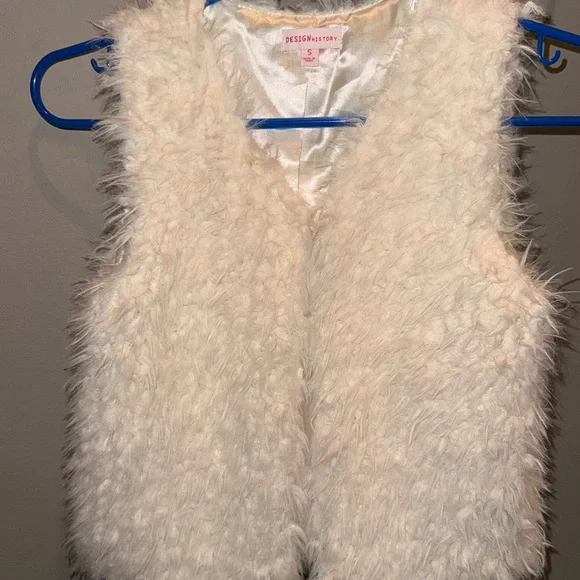 Design History Faux Fur Vest Small Cream Cozy Teddy Sleeveless Jacket Vest - Picture 2 of 6